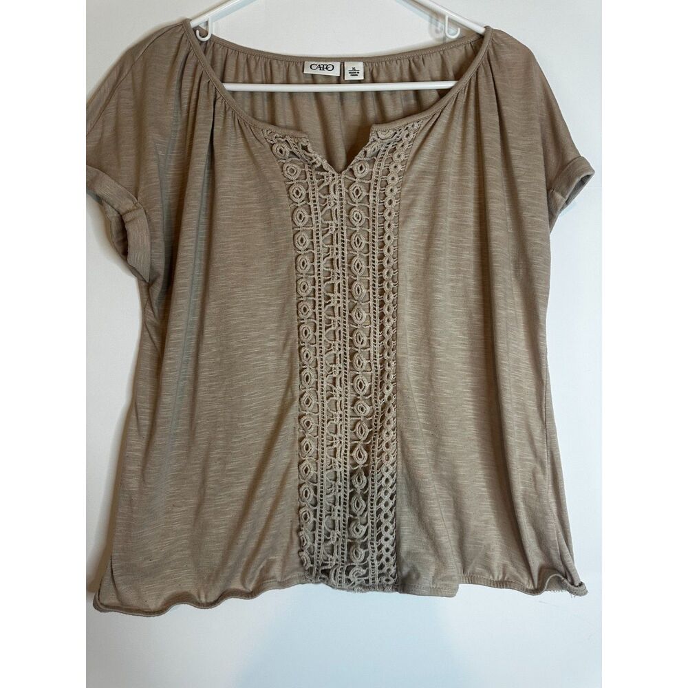 Cato Women’s XL Lace Front Blouse Tan Short Sleeve Elastic Hem